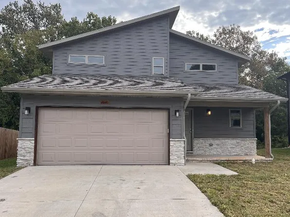 2620 N Prospect Avenue, Springfield, MO 65803