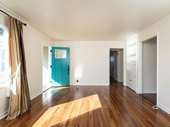 5th image of 846 Walnut St