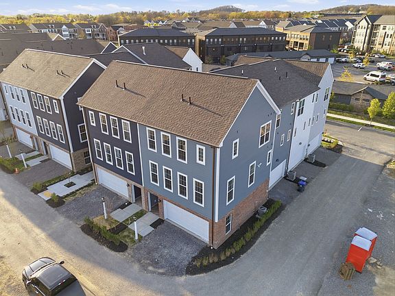 3rd image of 227 Oliver Way