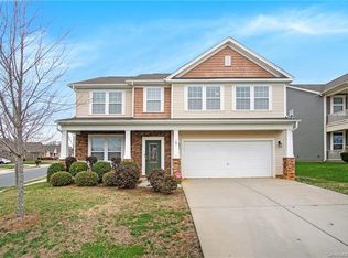 101 Seedling Ct, Mount Holly, NC 28120