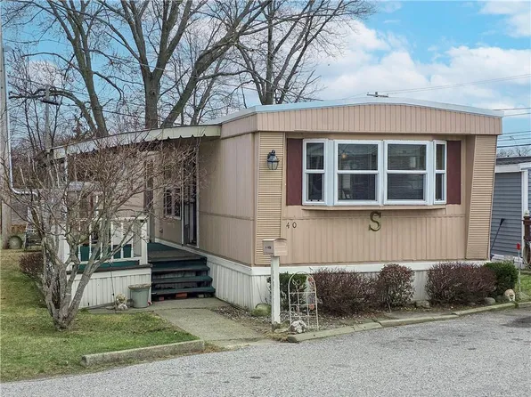 242-40 Manton St, Pawtucket, RI 02861