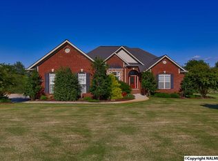 115 Grace Branch Dr, Meridianville, AL 35759