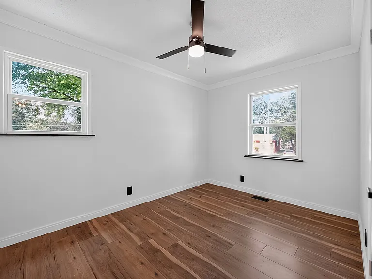 3906 Pickett Dr SW — Photo 12