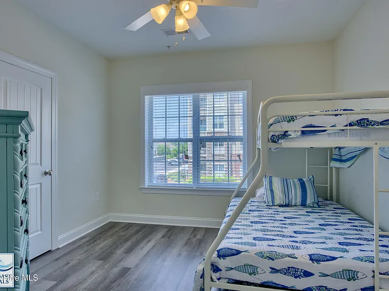 300 Gateway Dr #320 — Photo 18