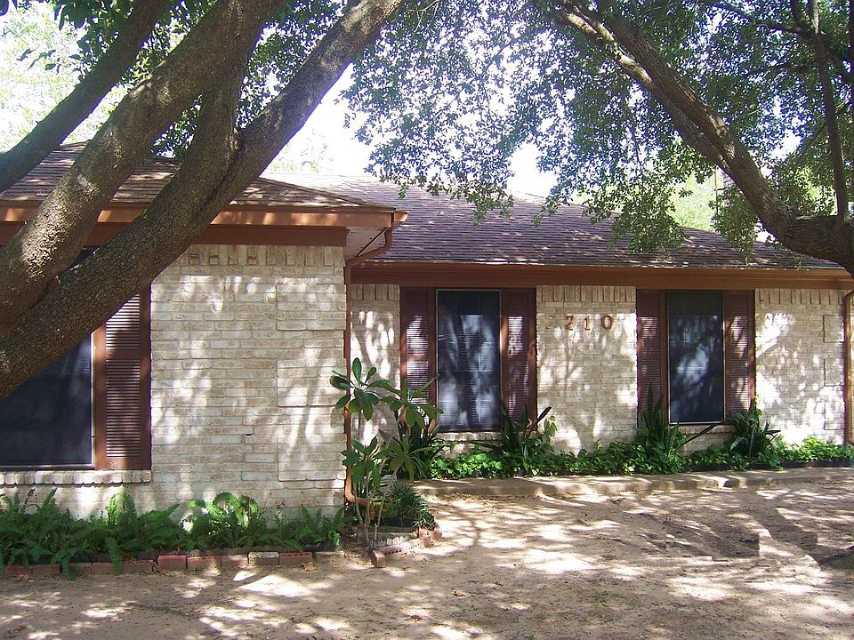 1st image of 2210 Green Garden Ln