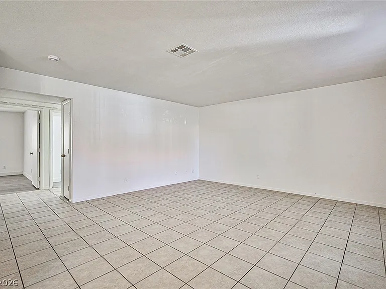 8410 Eldora Ave #1020 — Photo 9