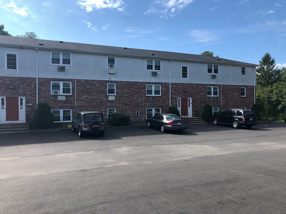 395 Purchase St #11