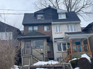 1816 Gerrard St E #2, Toronto, ON M4L 2B4