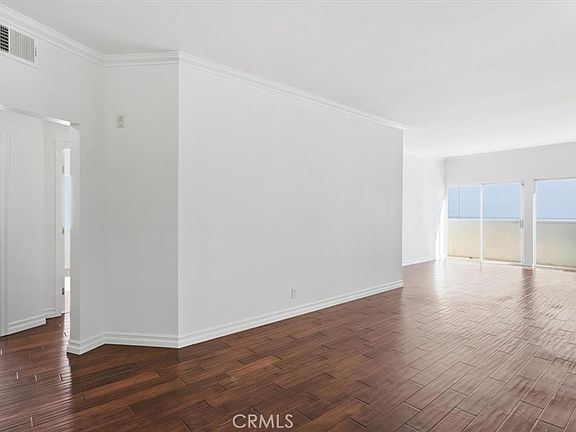 3rd image of 11822 Goshen Ave APT 303