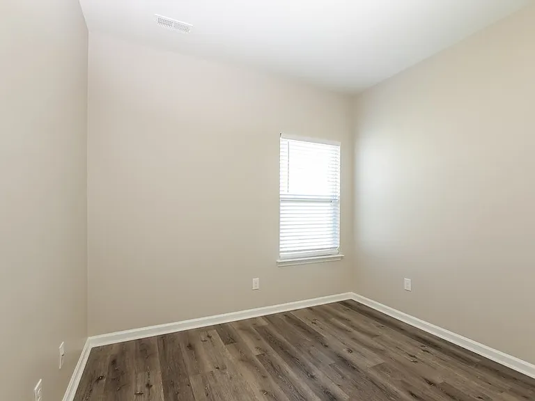 11125 Pond Valley Ct — Photo 12