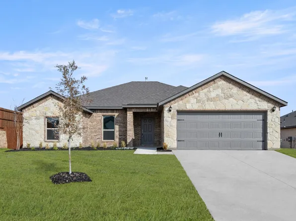 805 Stone Eagle Dr, Azle, TX 76020