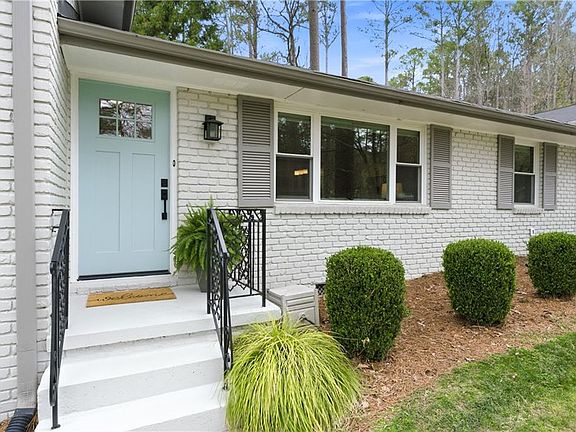 4th image of 2878 Blackwood Rd