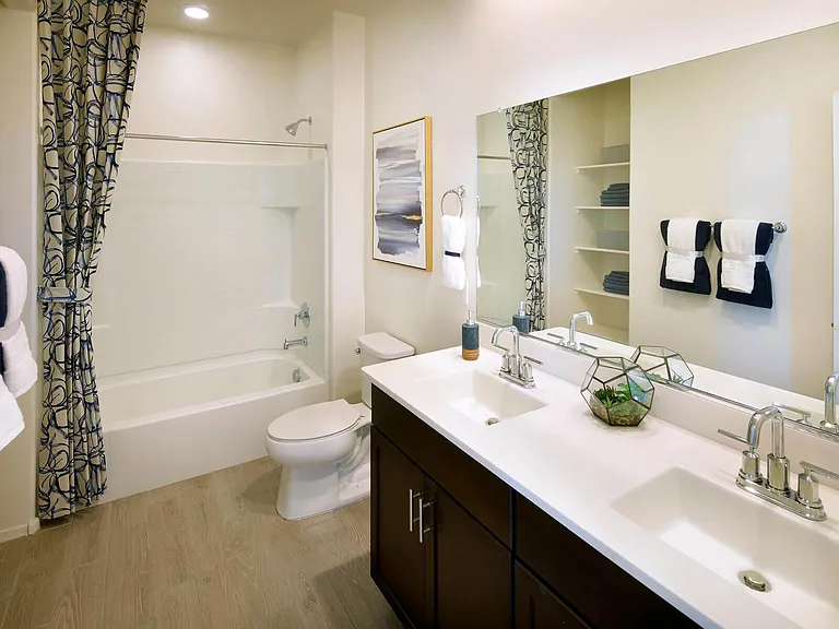 14091 E Golden Oaks Rd — Photo 5