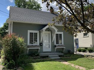 607 N Francis Ave, Lansing, MI 48912