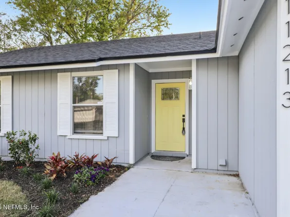 11213 CLOVERHILL Circle W, Jacksonville, FL 32257