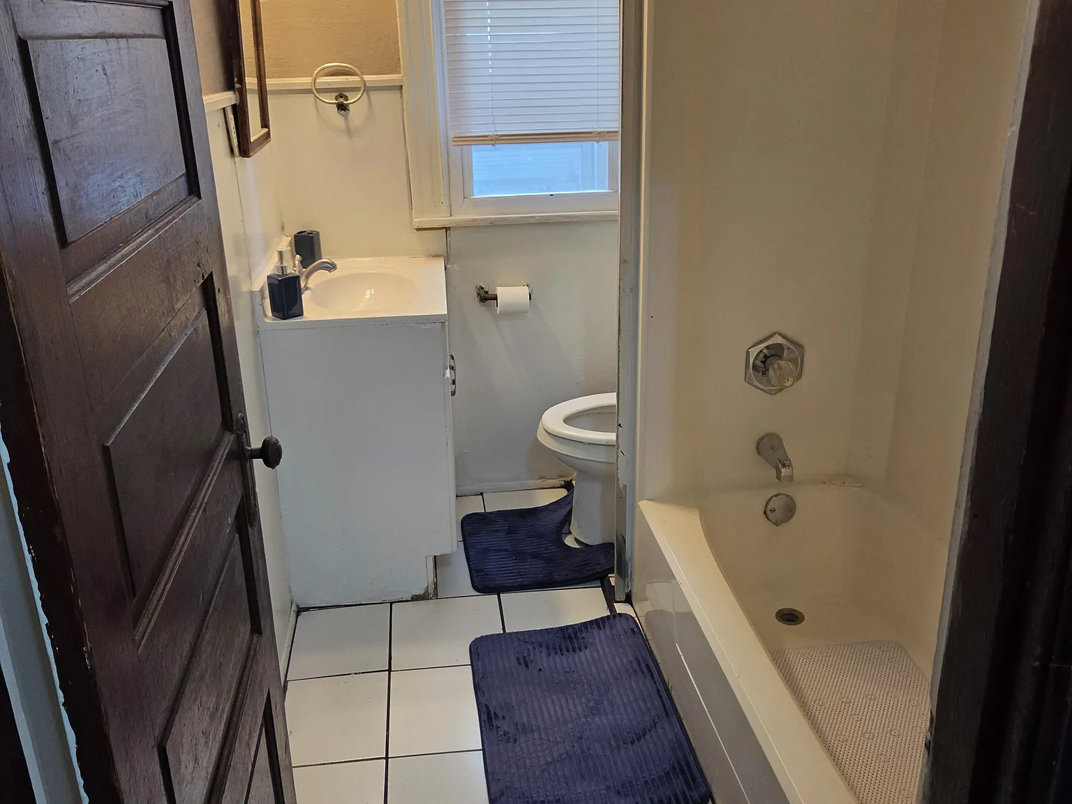 2 bed, 1500 sqft, $1,200 — Photo 3