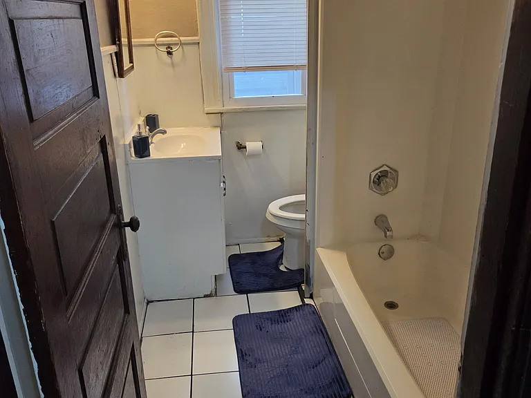 3421 Hartford St — Photo 3