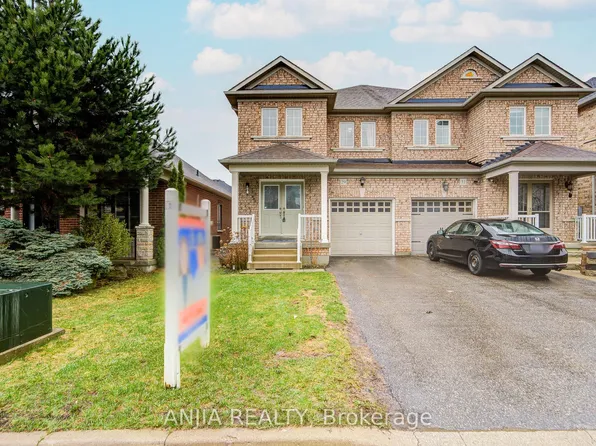 29 Butterwood Ln, Whitchurch Stouffville, ON L4A 0M7