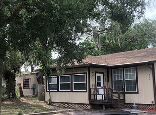 906 Lakeview Rd, Clearwater, FL 33756