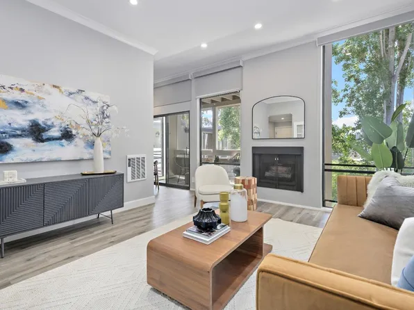 1171 Compass Ln APT 301, Foster City, CA 94404