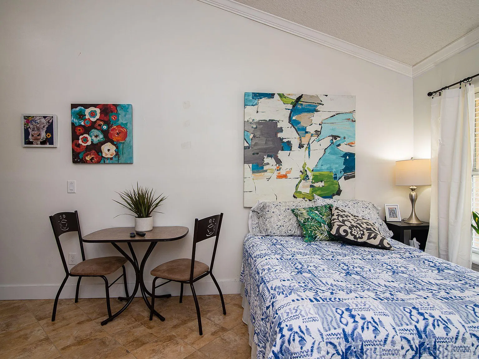 Studio, 350 sqft, $1,400 — Photo 4