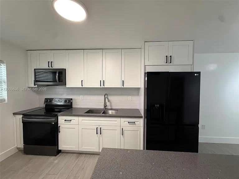 200 Galen Dr #111 — Photo 3