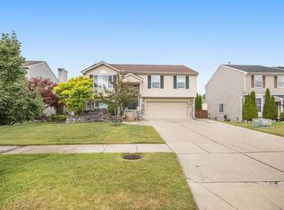 7214 Hogan Dr, Ypsilanti, MI