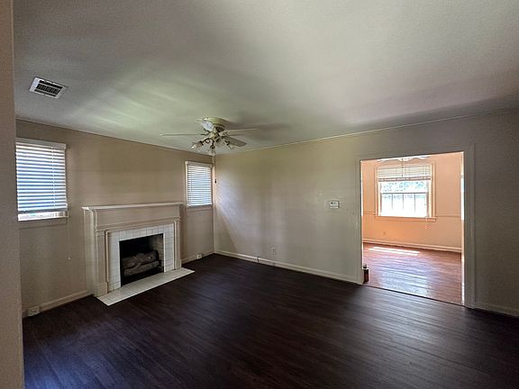 5th image of 610 N Pennsylvania St