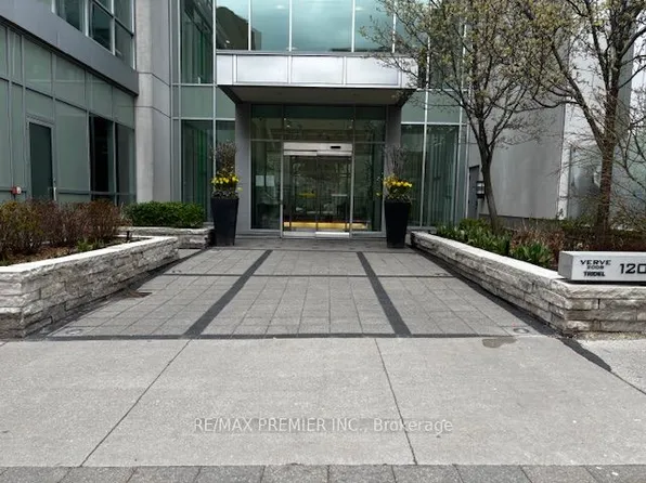 120 Homewood Ave #2805, Toronto, ON M4Y 2J3