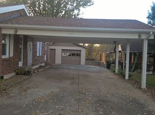 1605 Spencer Hamilton Rd, Loretto, KY 40037