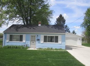 803 S Main St, Lake Mills, WI 53551