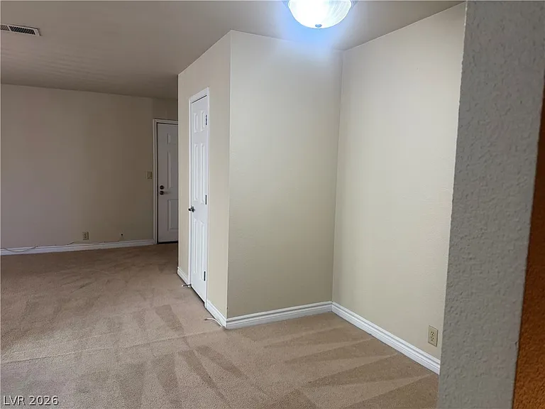 5350 River Glen Dr #298 — Photo 7