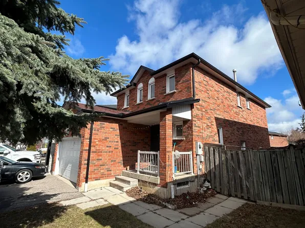 7123 Dalewood Dr, Mississauga, ON L4T 4G2