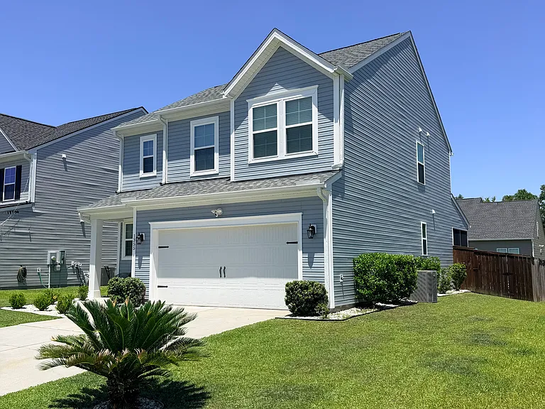 1355 Hermitage Ln — Photo 3