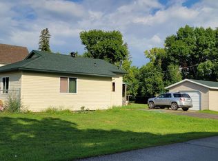 204 W Dunton St, Battle Lake, MN 56515
