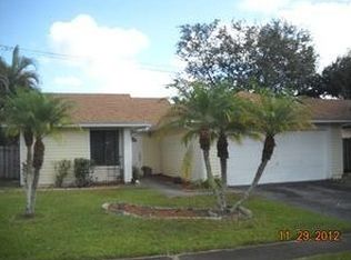 5700 Teakwood Dr, Lake Worth, FL 33467