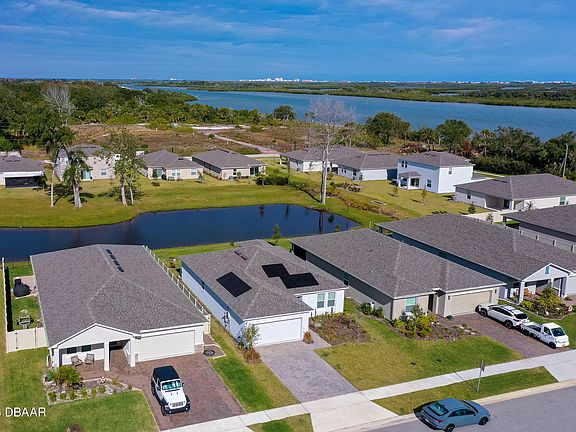 2nd image of 365 River Front Way