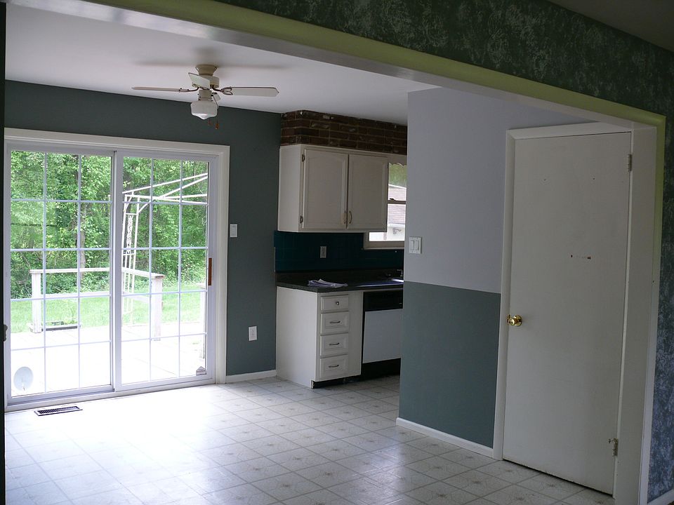 2nd image of 69 Woodpecker Ln