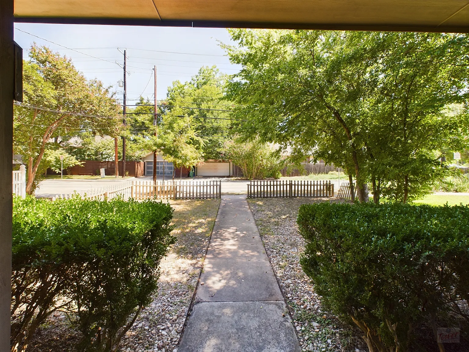 705 E. 32nd St. — Photo 3