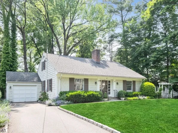 40 Bowers Rd, Caldwell Boro Twp., NJ 07006