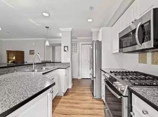 950 Lorne St, Kamloops, BC V2C1W9