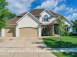 232 E Benton Dr, Appleton, WI 54913