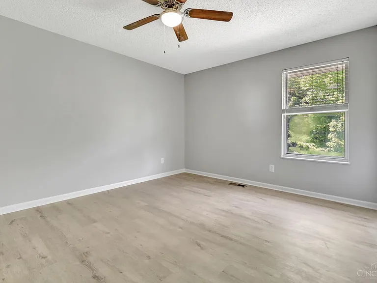 6817 Raven Ct — Photo 14