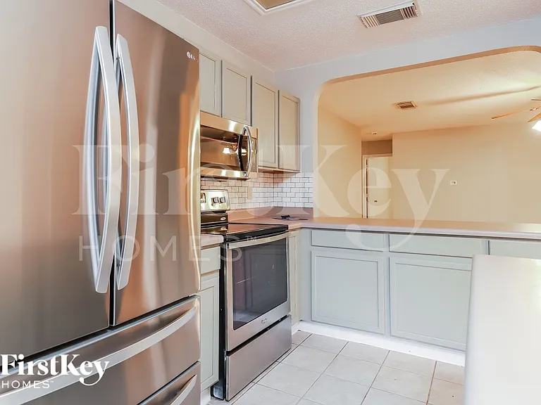 15975 Tampke Pl — Photo 7