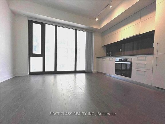 3rd image of 188 Cumberland St #801