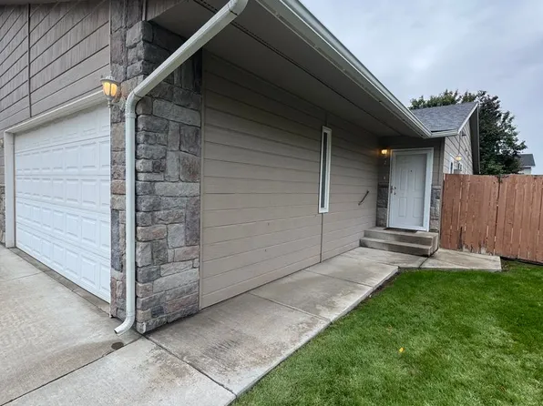 1313 S 75th Ave, Yakima, WA 98908