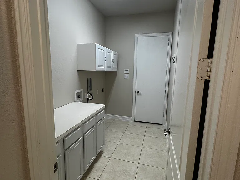 12648 Hollister Dr — Photo 10