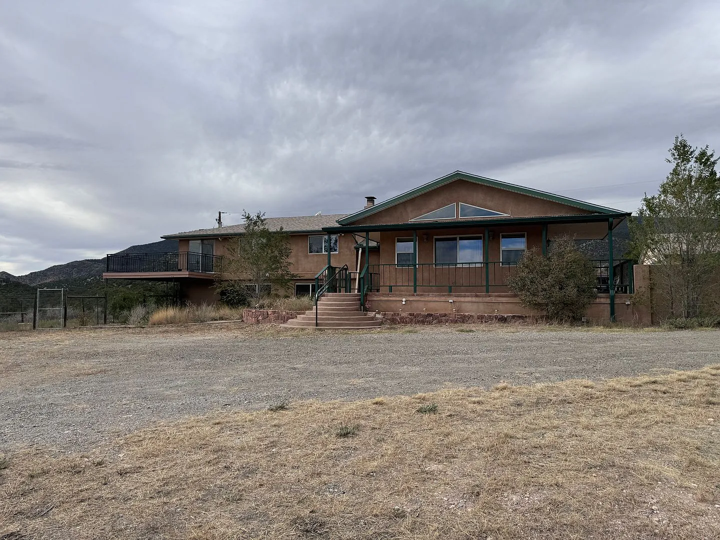 4 Bedroom, 2.5 Bathroom Home in Cedar Crest, NM — Photo 2