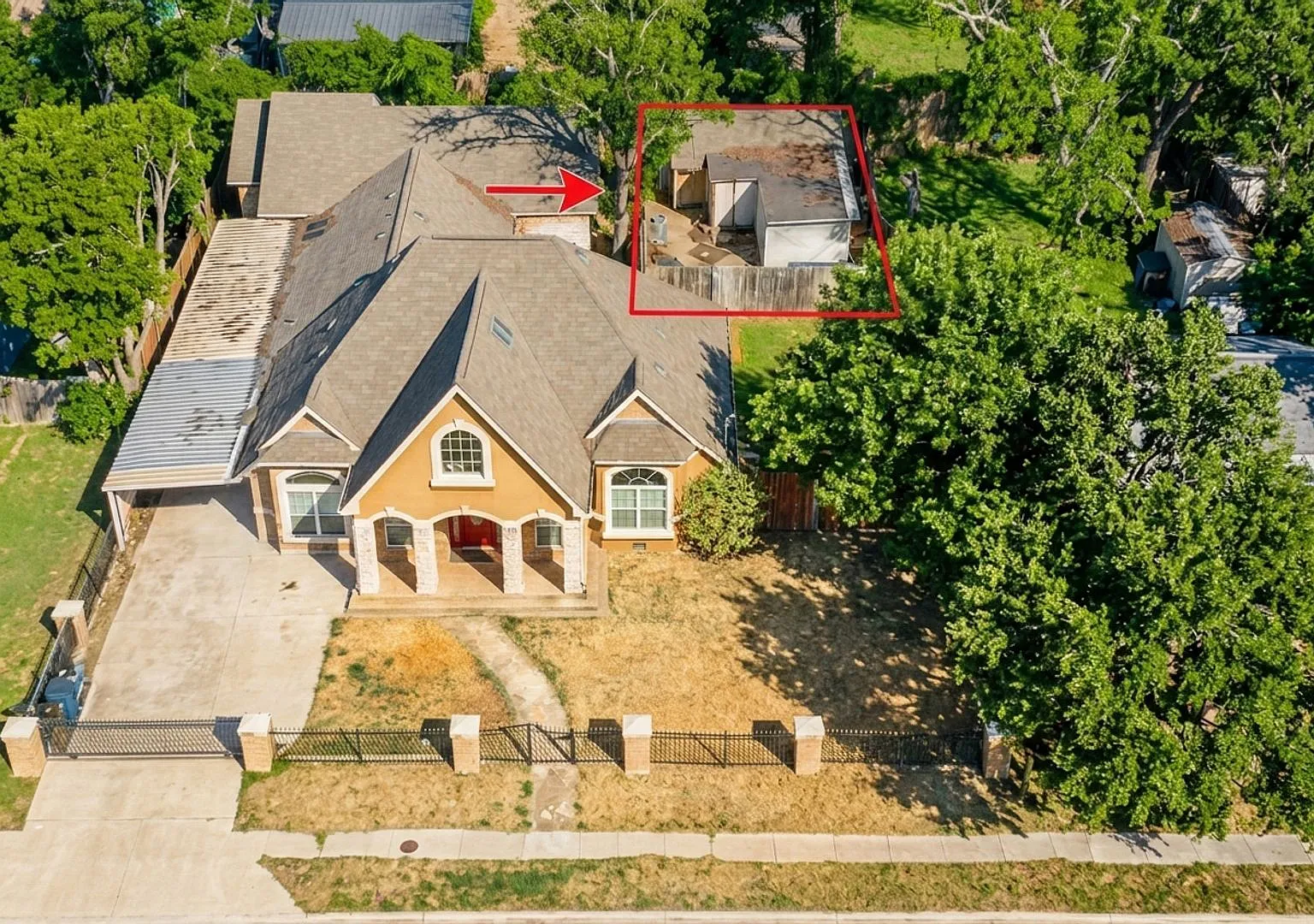 2351 Longhorn St — Photo 2