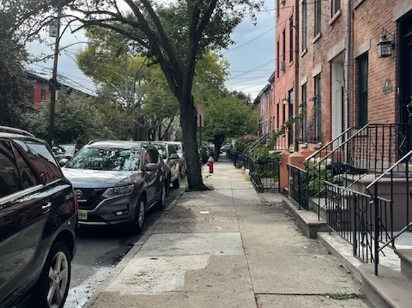 274 5th Street image 4 of 16